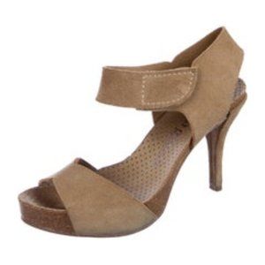 Pedro Garcia Tan Suede Sandals (Size 7)